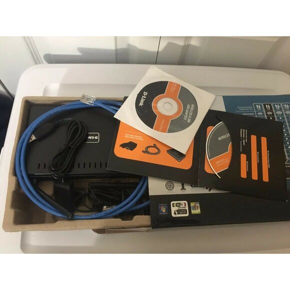 Wireless N 300 Router Bundle D-Link DIR-615 USB Network Starter Kit - Picture 3 of 10